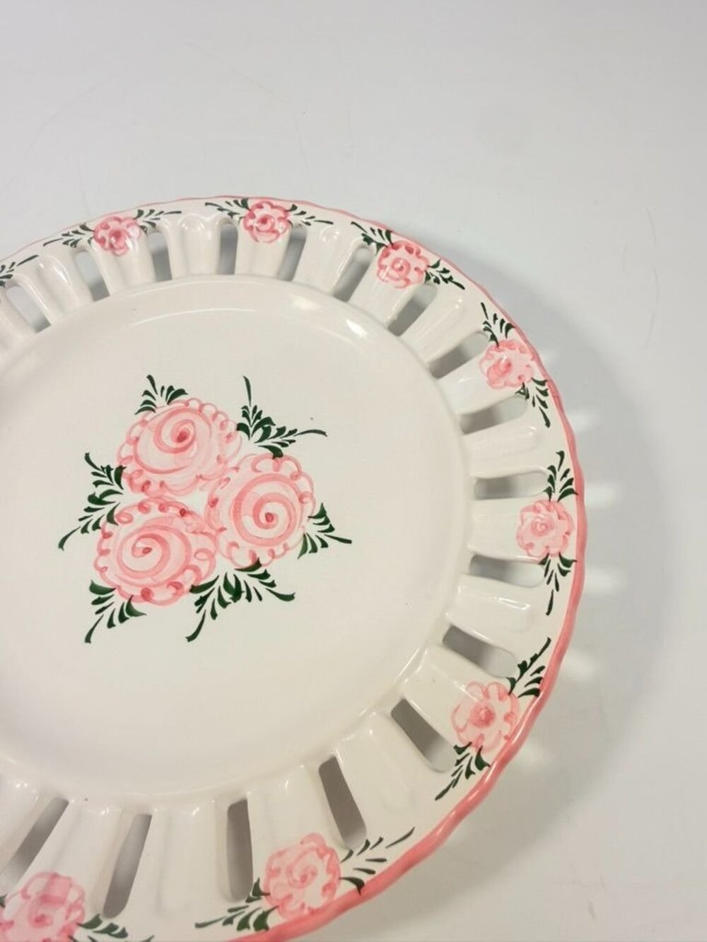 Pottery Reticulated Plate Hand Painted Floral Vintage Vestal Alcobaca Portual Ce - Picture 7 of 16